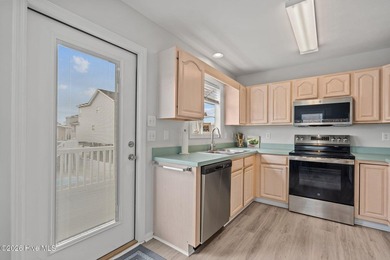 MAJOR $127K PRICE REDUCTION! Now the lowest-priced, move-in - photo 20