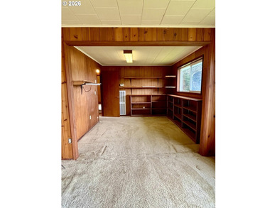 Rare Gold Beach hilltop retreat! This 3.21-acre property - photo 20