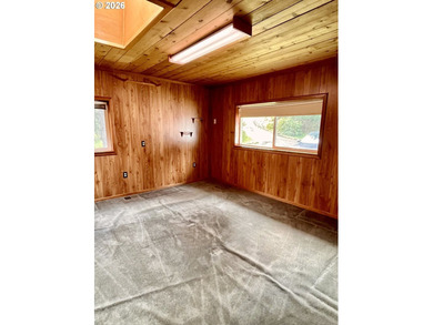 Rare Gold Beach hilltop retreat! This 3.21-acre property - photo 31