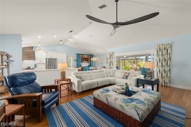 Stunning Waterfront Estate in Bokeelia. Experience exceptional - photo 3