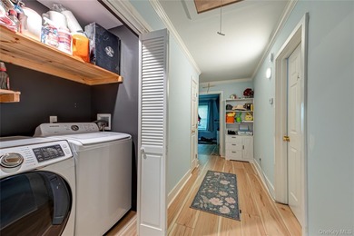 Welcome to this beautifully renovated and meticulously - photo 17