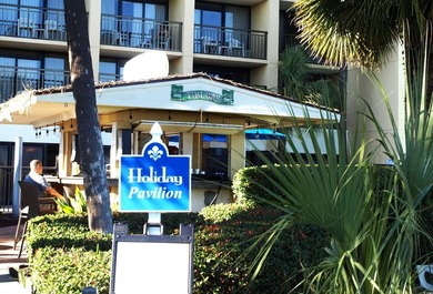Direct oceanfront condo in the extremely popular Holiday - photo 3