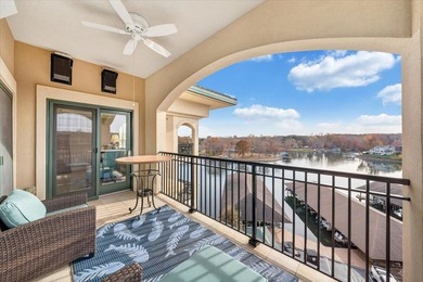 Discover lakeside luxury living with no maintenance with this - photo 37
