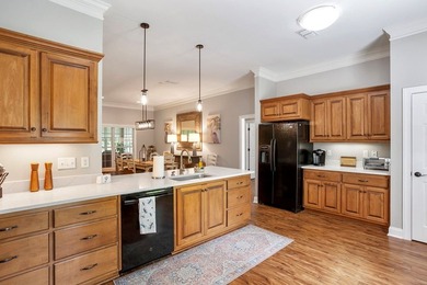 Lakefront Living at Its Finest! This beautifully remodeled 3 - photo 9
