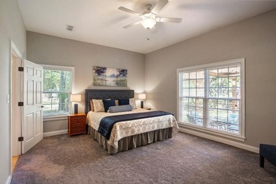 Lakefront Living at Its Finest! This beautifully remodeled 3 - photo 10