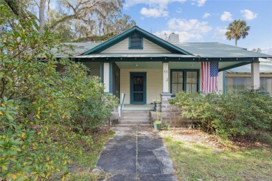 Lake Home For Sale in Micanopy, Florida