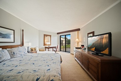 Relax in this peaceful studio in a premier oceanfront resort - photo 3