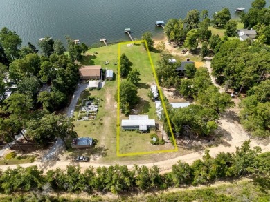 Lake Home For Sale in Georgetown, Georgia