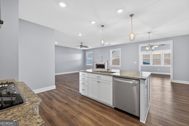 Welcome to Manchester Drive, where classic Craftsman charm meets - photo 15