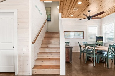 THIS IS IT! Homes like this rarely come available. Ideally - photo 16