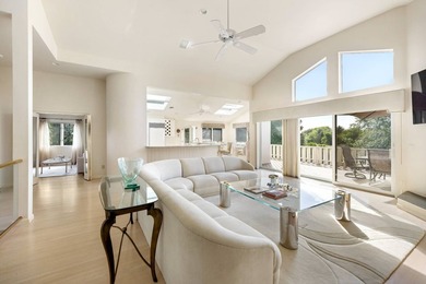Escape into this secluded Hamptons south of the highway, West - photo 16