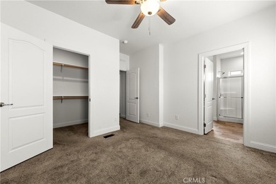 Welcome to this beautifully maintained 2022 Champion Homes - photo 18