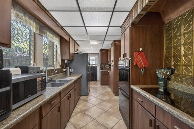 Offered for the first time in more than 40 years, this - photo 22