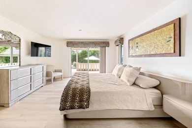 Escape into this secluded Hamptons south of the highway, West - photo 25