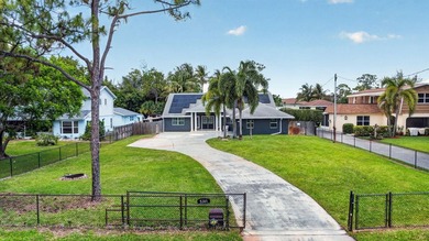 Beautiful SFM, 5/2.5/2 on a half acre land, with no HOA! Enjoy - photo 2