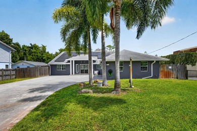Beautiful SFM, 5/2.5/2 on a half acre land, with no HOA! Enjoy - photo 4