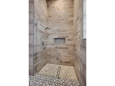 GOLF MEMBERSHIP! Custom 4 BR/4 BA home with newly built second - photo 34