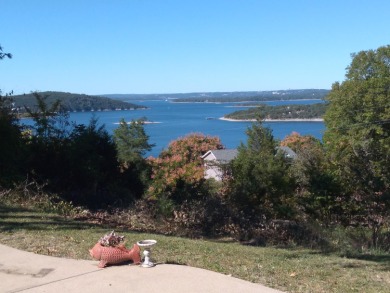 Table Rock Lake Home For Sale in Ridgedale Missouri