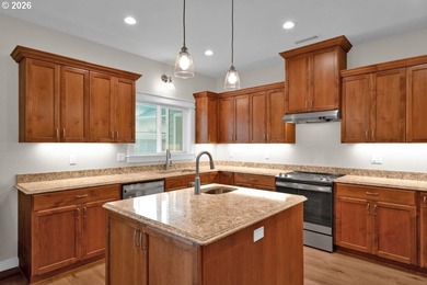Welcome to Fairway Estates - one of Florence's most sought-after - photo 15