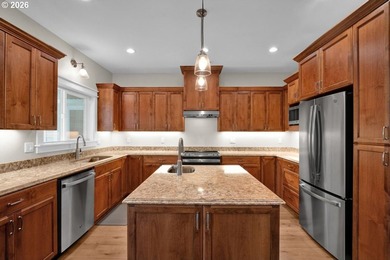 Welcome to Fairway Estates - one of Florence's most sought-after - photo 16