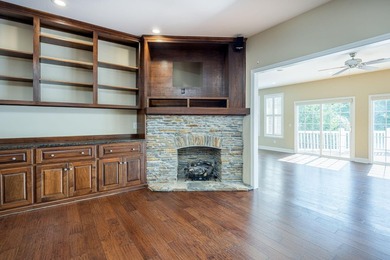 Stunning waterfront retreat in the desirable Frierson - photo 18