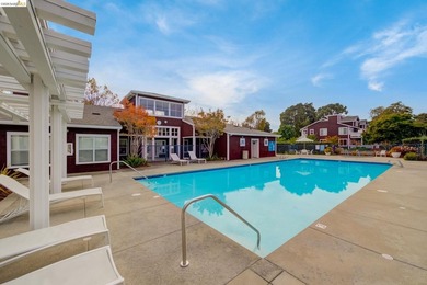 This is one of the largest 2-bedroom, 2-bath upper-level corner - photo 45
