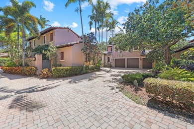 Experience casual sophistication in this exceptional 4-bedroom - photo 5