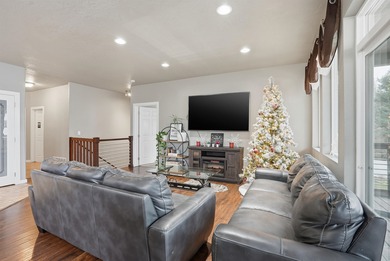 Great Investment or a Dream Home! Daylight Rancher built in 2015