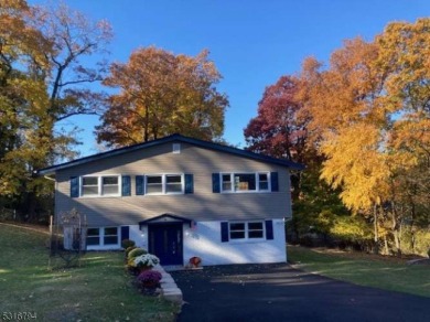 Lake Hopatcong Home For Sale in Hopatcong New Jersey