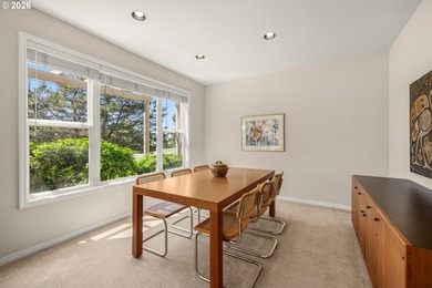 Nestled in the highly sought-after Claremont community and - photo 15