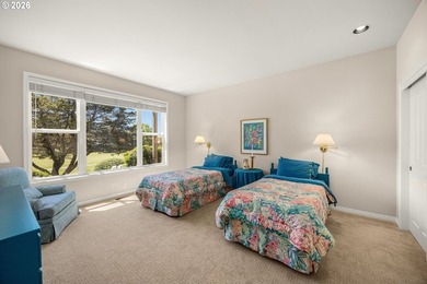 Nestled in the highly sought-after Claremont community and - photo 17