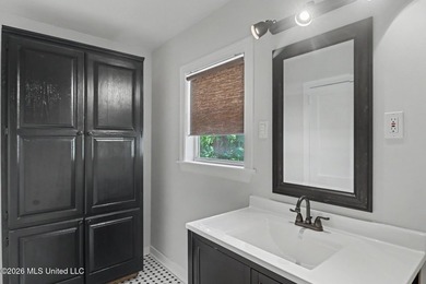 Nestled in the heart of Bayou View, this adorable 2-bedroom - photo 18