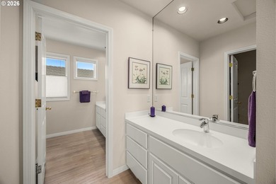 Nestled in the highly sought-after Claremont community and - photo 21