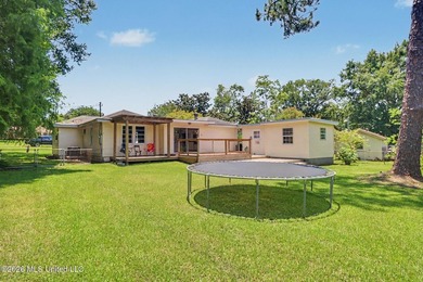 Nestled in the heart of Bayou View, this adorable 2-bedroom - photo 24