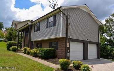 Fort Loudoun Lake Home Sale Pending in Knoxville Tennessee