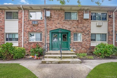 Ground level deluxe 1-bedroom, 1-bath co-op located in a - photo 1