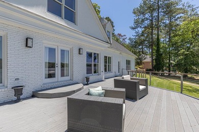 Located in Green Island Hills, this exceptional property offers - photo 12