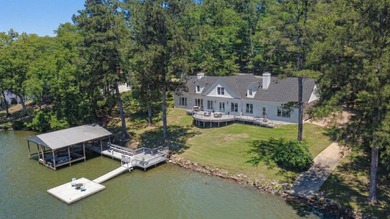 Located in Green Island Hills, this exceptional property offers - photo 14