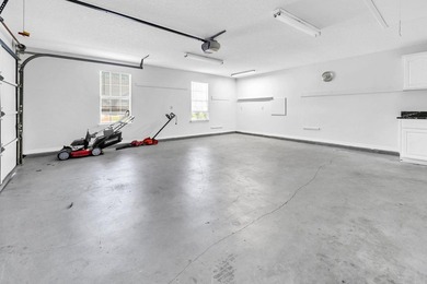 Under contract,Kick out clause in place! 4-bedroom, 2-bath - photo 20