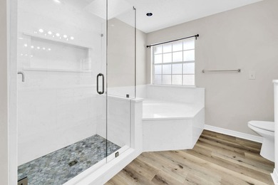 Under contract,Kick out clause in place! 4-bedroom, 2-bath - photo 24