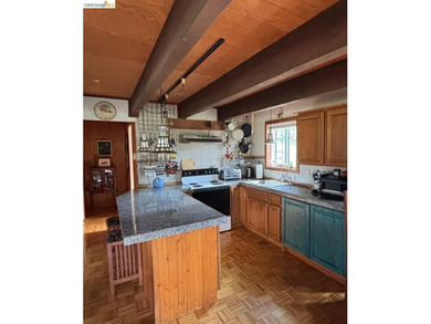 Tranquility awaits in this classic 2-bedroom 1 bath chalet - photo 8
