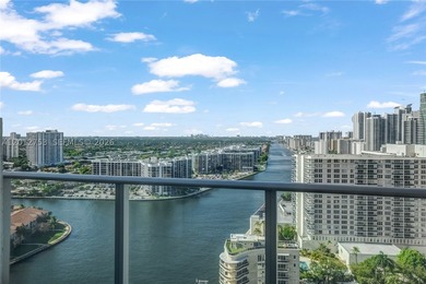Beach-inspired, high-rise turnkey residence offering a new - photo 30