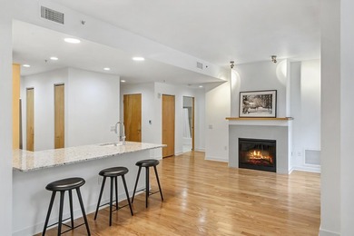 Welcome home to this beautifully updated 1-bedroom, 1-bath - photo 1