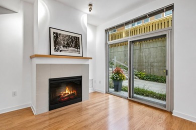 Welcome home to this beautifully updated 1-bedroom, 1-bath - photo 2
