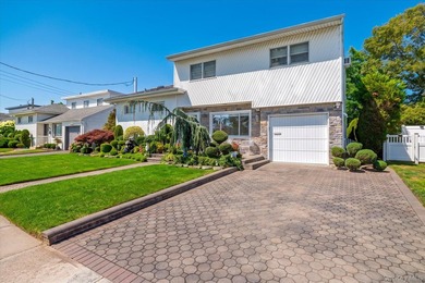 Welcome to 3495 Bayfield Blvd., a fabulously appointed - photo 3