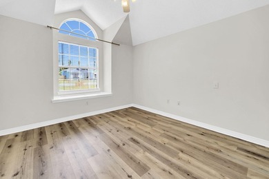 Under contract,Kick out clause in place! 4-bedroom, 2-bath - photo 42