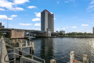 Beach-inspired, high-rise turnkey residence offering a new - photo 45