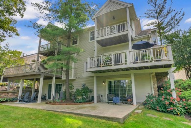 Lake Townhome/Townhouse For Sale in Valparaiso, Indiana