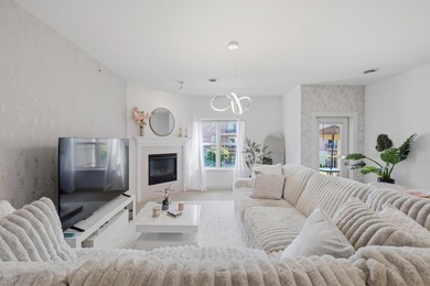 Welcome home to effortless living at King's Mountain - photo 10