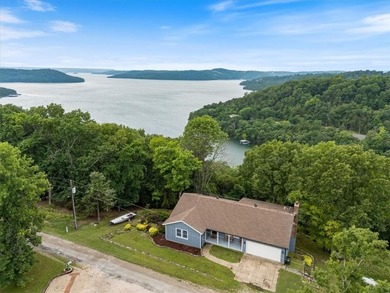 Beaver Lake Home For Sale in Eureka Springs Arkansas